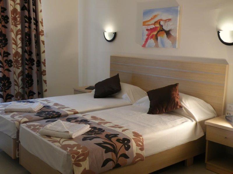 Dean Hamlet Hotel 3*